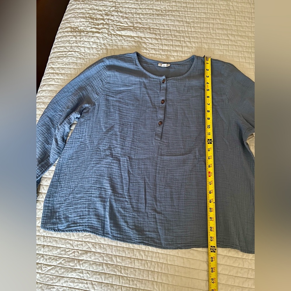 NWT a.n.a peasant top…blue…size XL. - Picture 9 of 9